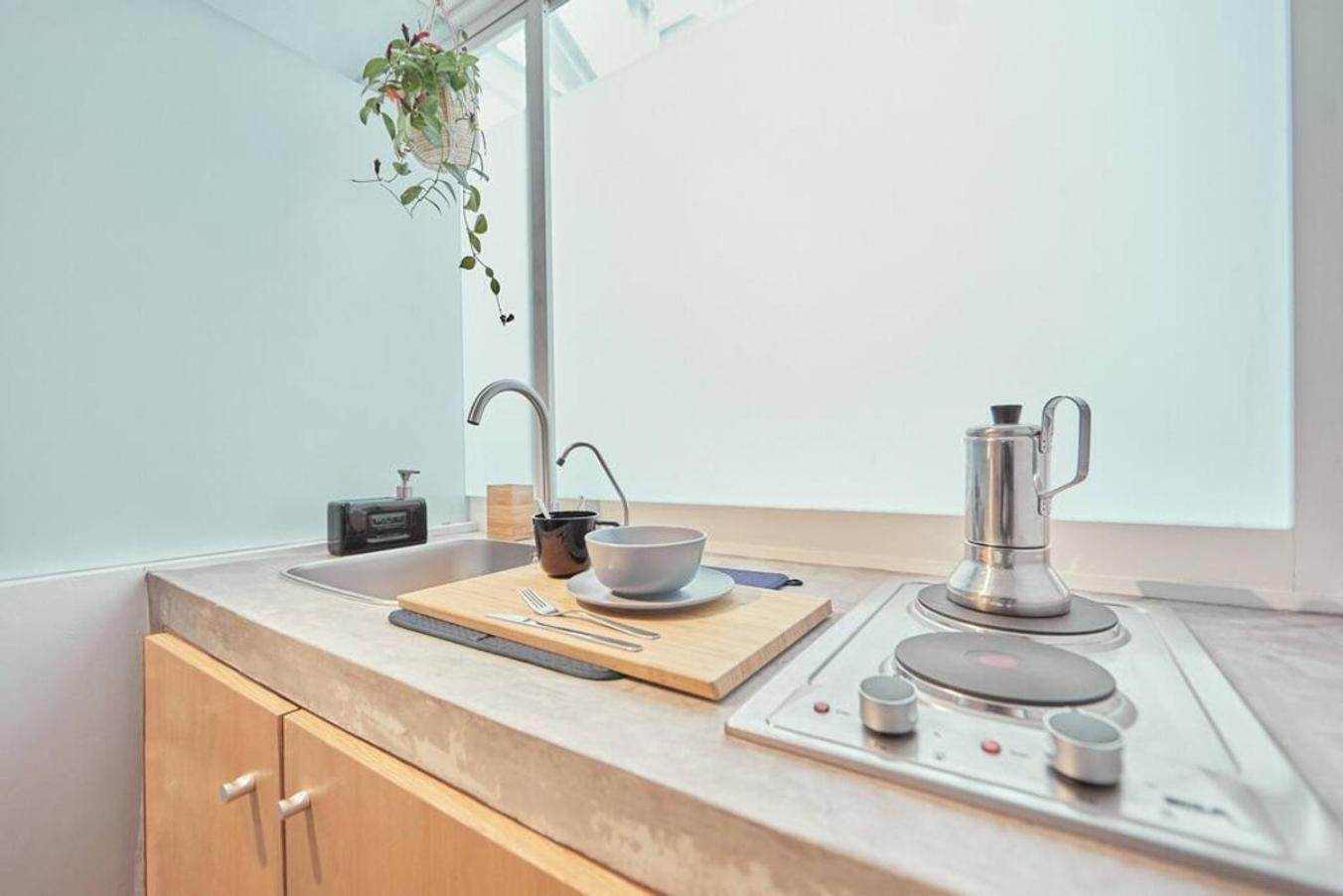 New! Cozy Cuauhtmoc Studio, Near Usa Embassy Мексико Сити Екстериор снимка